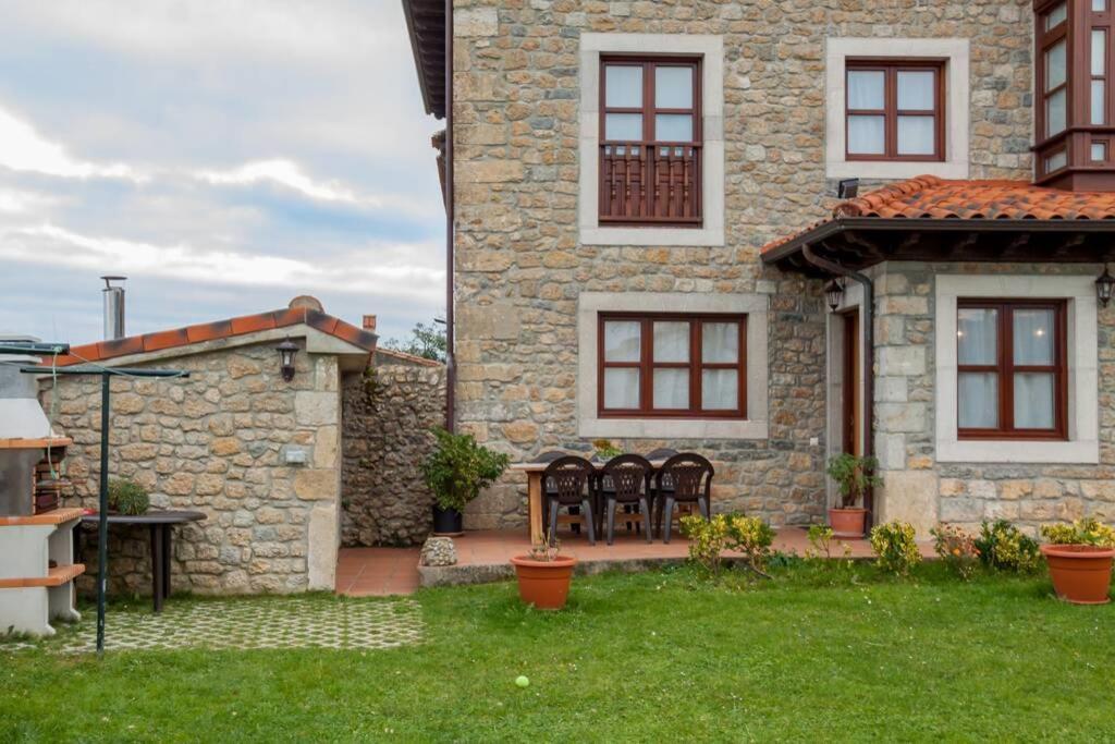 La Casona De La Bisa Villa Colombres Exterior photo